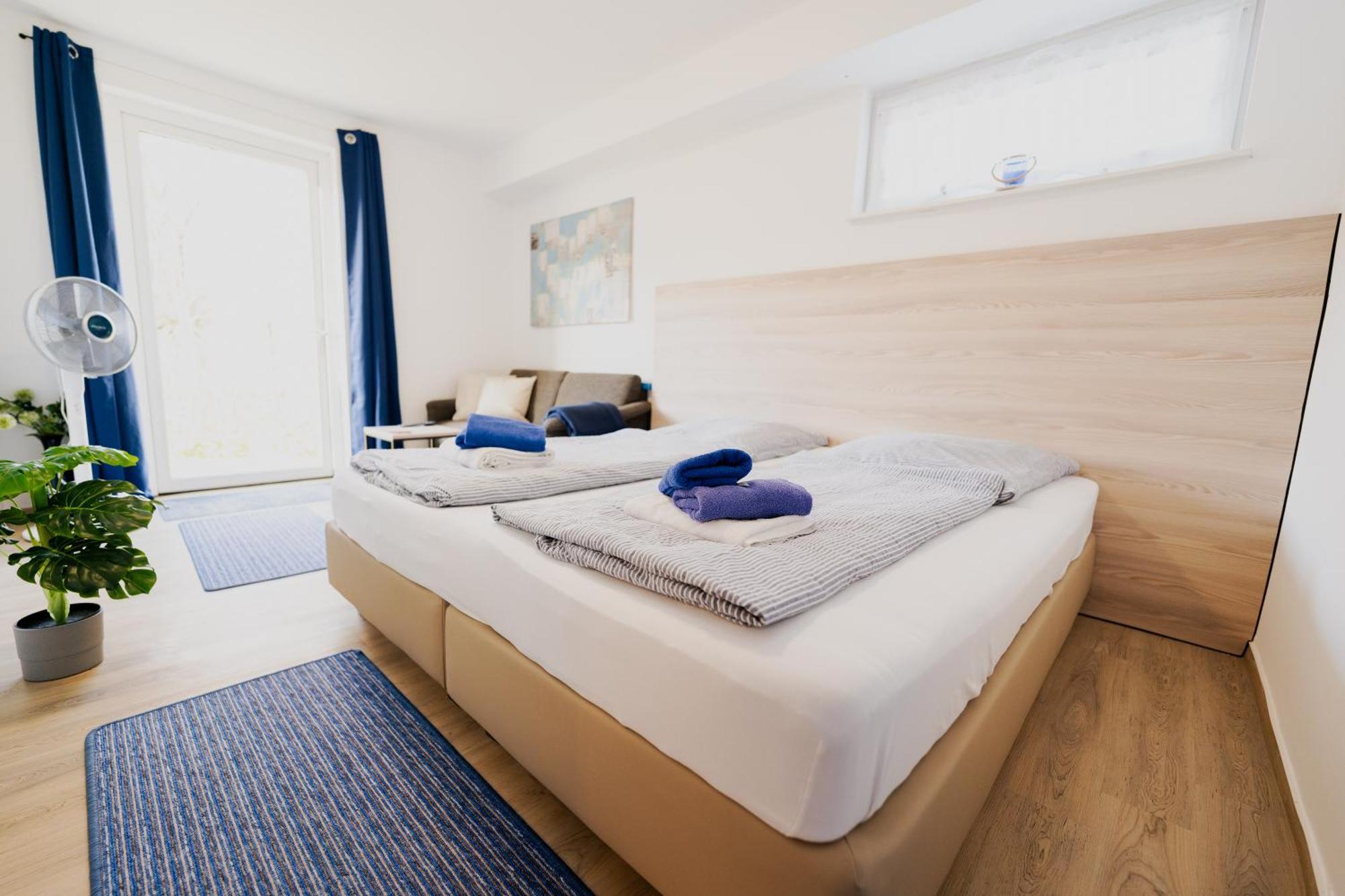 Ferienhaus Schoene Aussicht Ferienwohnung Blau Hemfurth-Edersee Exteriör bild